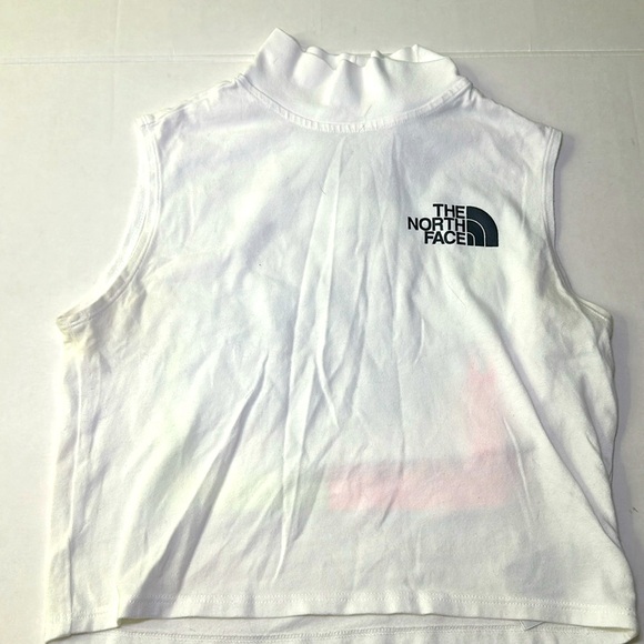 The north face women’s crop muscle turtleneck tee - Picture 3 of 3